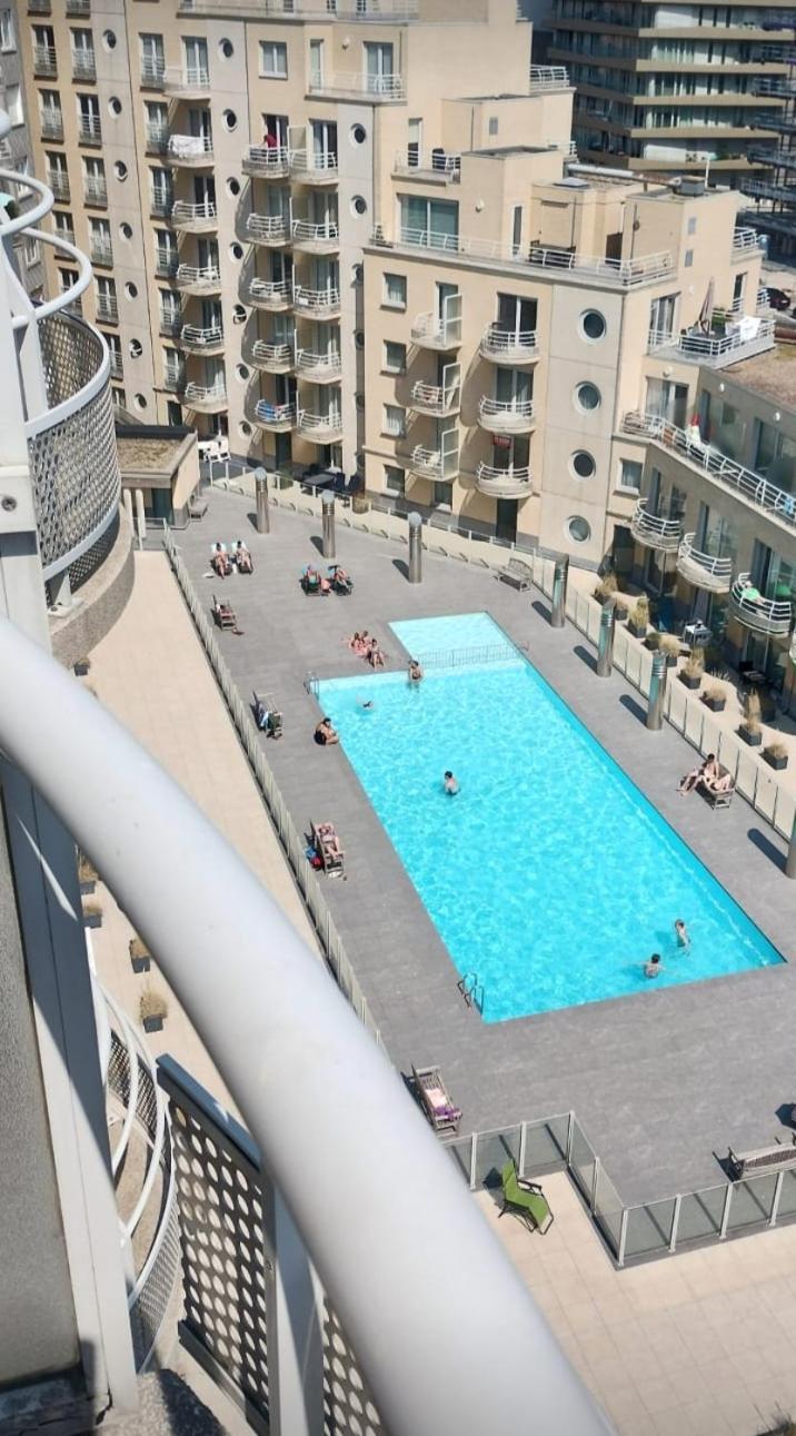 Appartement Met Zeezicht, Zwembad & Garage Οστένδη Εξωτερικό φωτογραφία